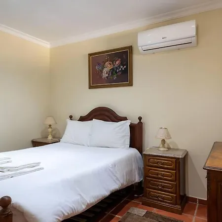 With Riverview & Terrace & Ac- 5min To Porto *