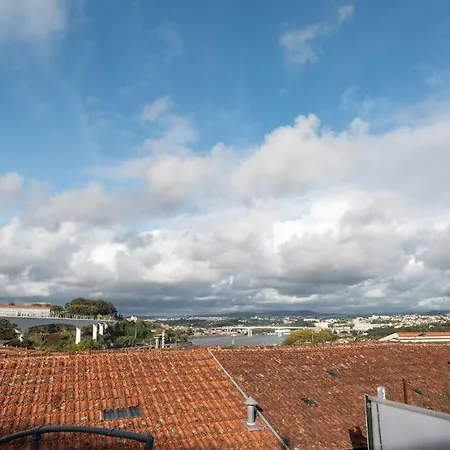 Apartmán With Riverview & Terrace & Ac- 5min To Porto